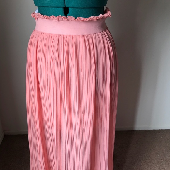 SOLDStunning long flowey coral thick pleated skirt - Picture 3 of 6